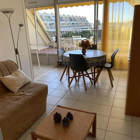 3 Pieces 6 Pers Avec Terrasse A Port Camargue - Fr-1-731-151 Le Grau-du-Roi