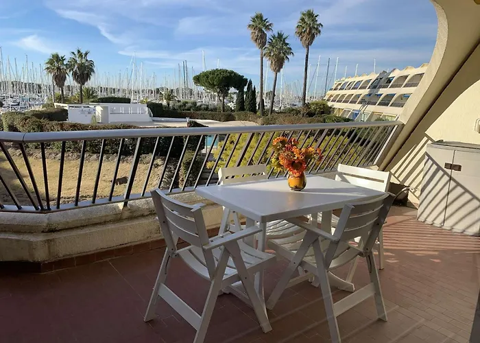 Appartement 3 Pieces 6 Pers Avec Terrasse A Port Camargue - Fr-1-731-151 *
