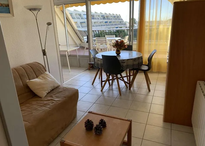 3 Pieces 6 Pers Avec Terrasse A Port Camargue - Fr-1-731-151 Le Grau-du-Roi