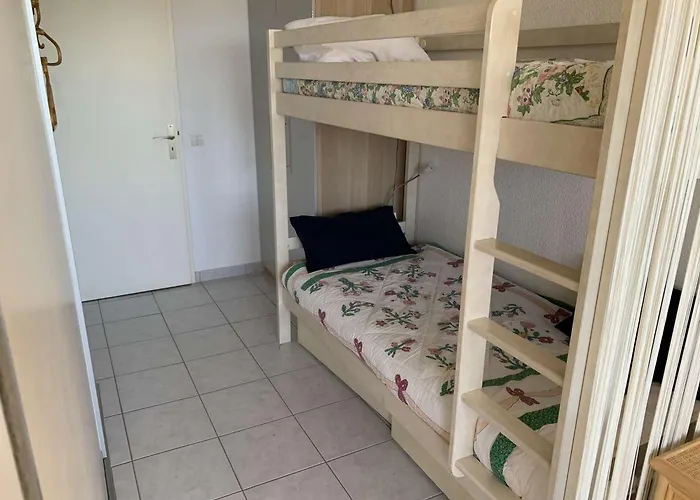 3 Pieces 6 Pers Avec Terrasse A Port Camargue - Fr-1-731-151 Appartement *